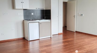 Apartment 2 rooms of 44 m² in Nantes (44100)