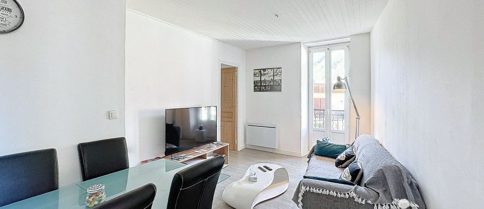 Apartment 3 rooms of 43 m² in Saint-Martin-Vésubie (06450)