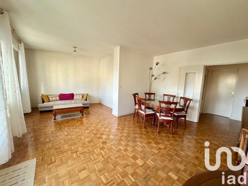 Apartment 4 rooms of 81 m² in Versailles (78000)