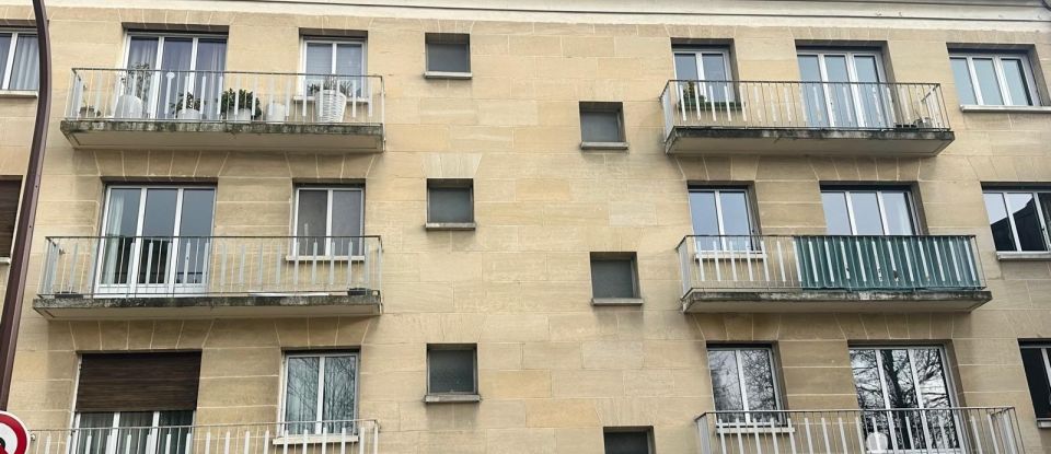 Apartment 4 rooms of 81 m² in Versailles (78000)