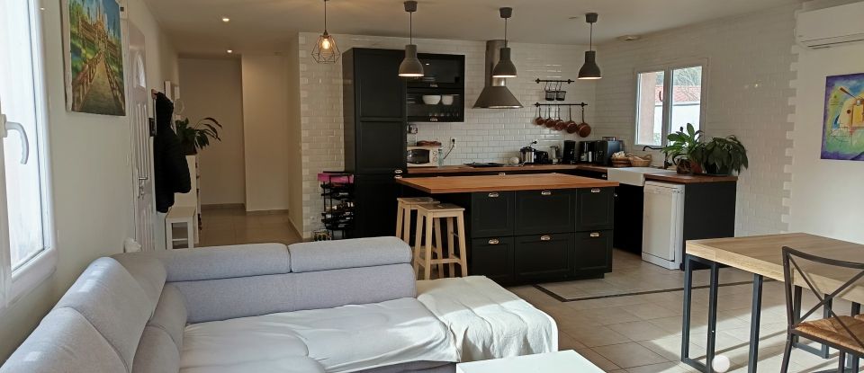 Maison 5 pièces de 106 m² à Sarras (07370)