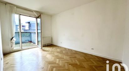 Apartment 2 rooms of 43 m² in Versailles (78000)