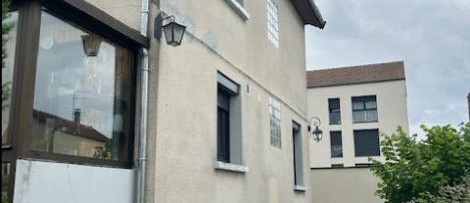 House 5 rooms of 102 m² in Saint-Parres-aux-Tertres (10410)