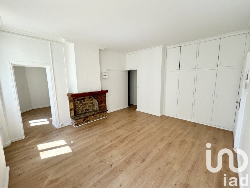 Apartment 2 rooms of 41 m² in Toulon (83100)