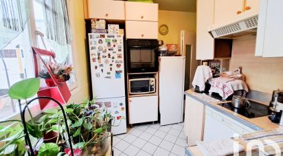 Appartement 4 pièces de 70 m² à Montreuil (93100)