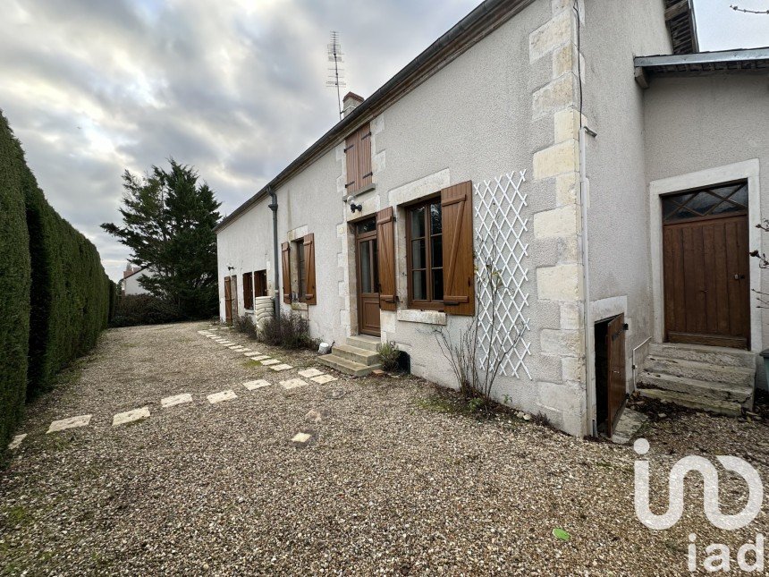 Maison 10 pièces de 225 m² à Sainte-Lizaigne (36260)