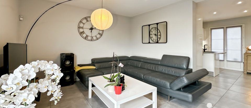 Maison 6 pièces de 133 m² à Nailly (89100)