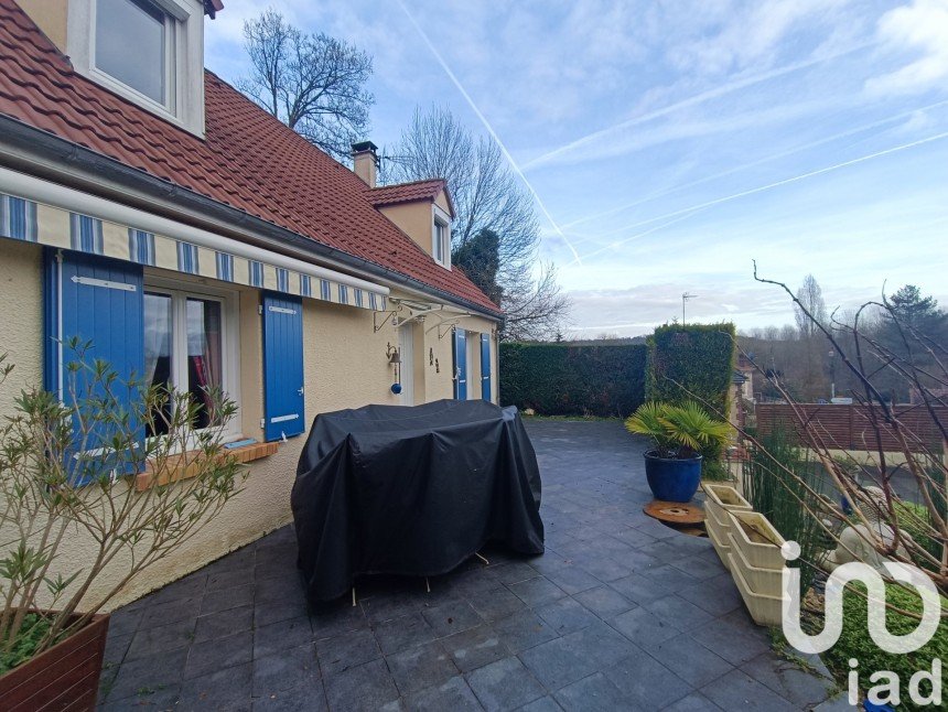 House 5 rooms of 113 m² in Vexin-sur-Epte (27630)