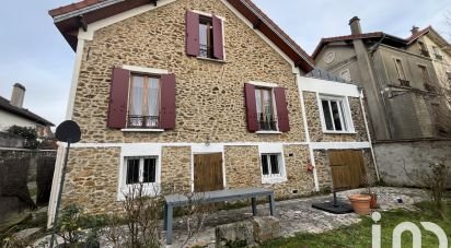 Maison traditionnelle 5 pièces de 132 m² à Gagny (93220)