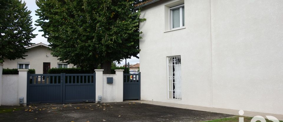 Maison 3 pièces de 95 m² à Bon-Encontre (47240)