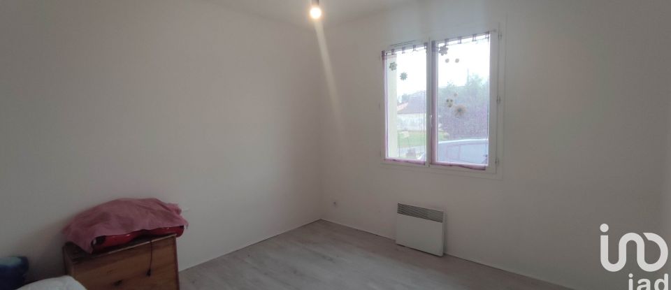 Maison 5 pièces de 105 m² à Saint-Avit-Saint-Nazaire (33220)