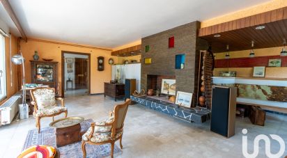 Maison 7 pièces de 216 m² à Fontaines-sur-Saône (69270)