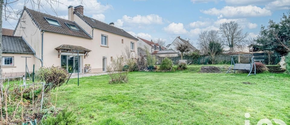 Maison 6 pièces de 156 m² à Lizy-sur-Ourcq (77440)