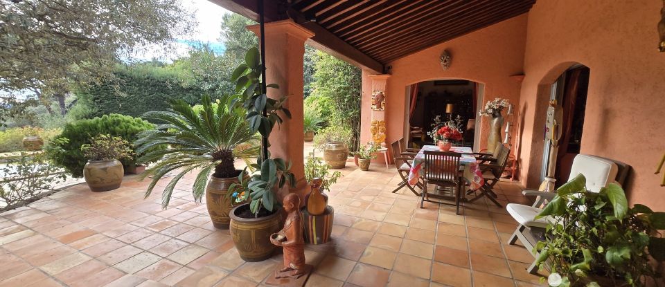 House 4 rooms of 198 m² in Sainte-Maxime (83120)