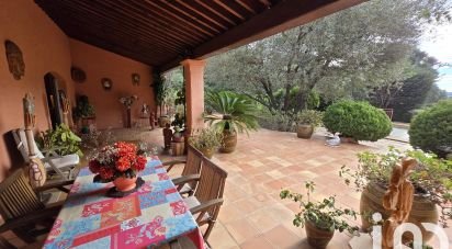 House 4 rooms of 198 m² in Sainte-Maxime (83120)