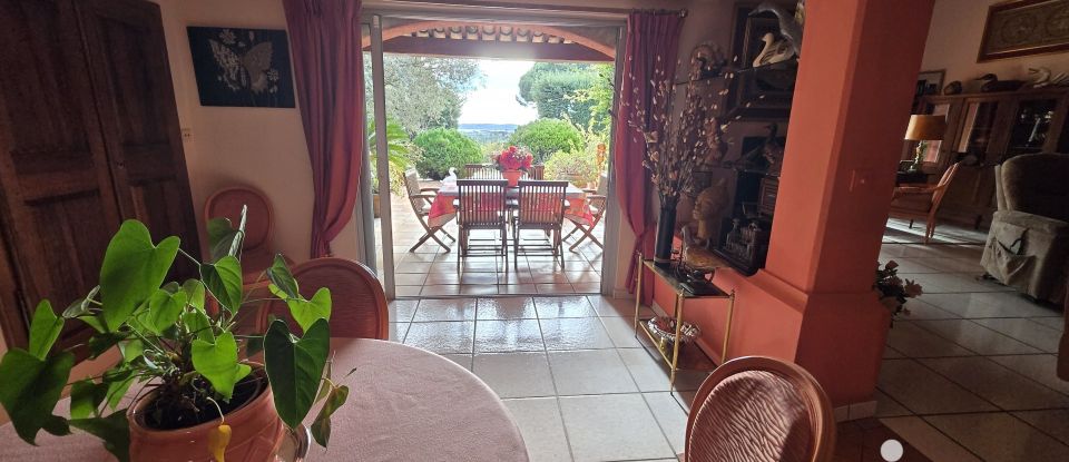 House 4 rooms of 198 m² in Sainte-Maxime (83120)