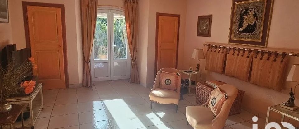 House 4 rooms of 198 m² in Sainte-Maxime (83120)