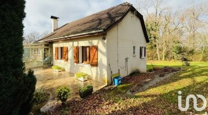 House 4 rooms of 108 m² in Mourenx (64150)