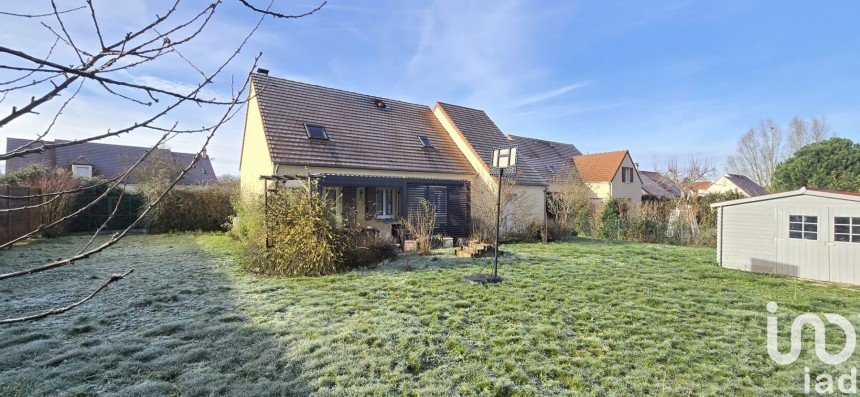 Maison traditionnelle 5 pièces de 117 m² à Saint-Jean-de-Braye (45800)