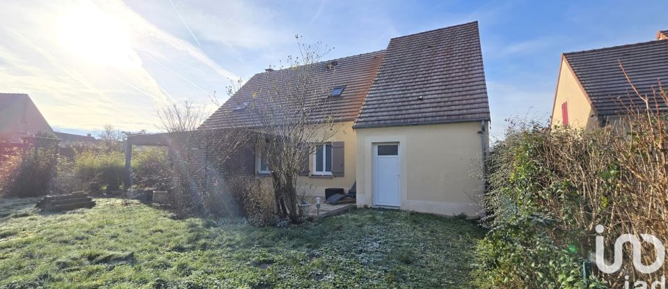 Maison traditionnelle 5 pièces de 117 m² à Saint-Jean-de-Braye (45800)