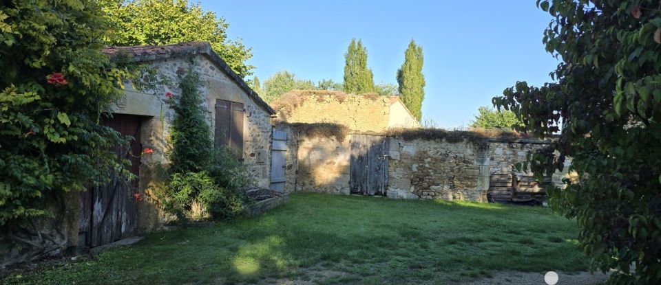 Longere 6 rooms of 140 m² in Thouars (79100)