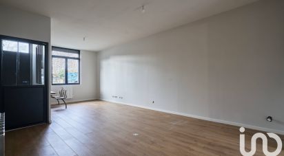 House 4 rooms of 100 m² in Lille (59000)