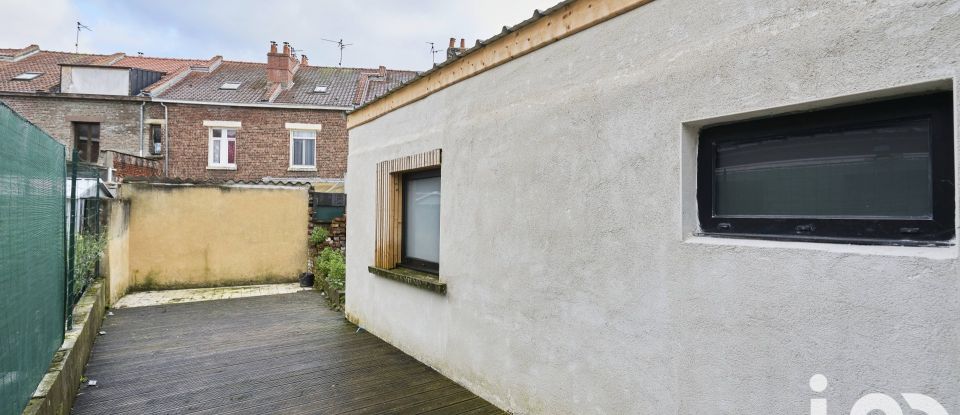 House 4 rooms of 100 m² in Lille (59000)