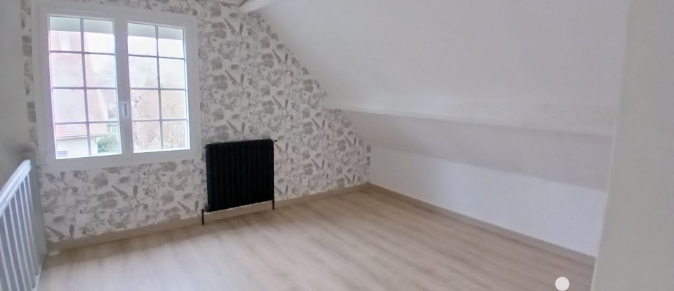 Maison 7 pièces de 150 m² à Le Boulay-Morin (27930)