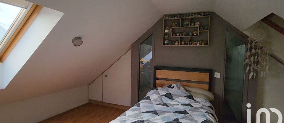 Maison 4 pièces de 125 m² à Hem (59510)