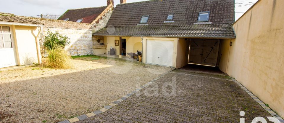 Town house 5 rooms of 118 m² in La Neuville-Roy (60190)