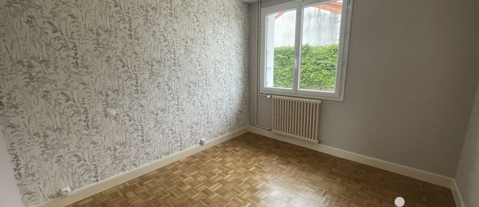 Maison 4 pièces de 91 m² à Tercé (86800)