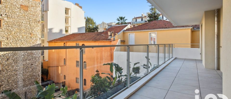 Appartement 2 pièces de 68 m² à Nice (06000)