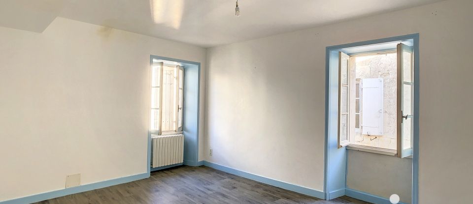 Maison 6 pièces de 135 m² à Rouillac (16170)