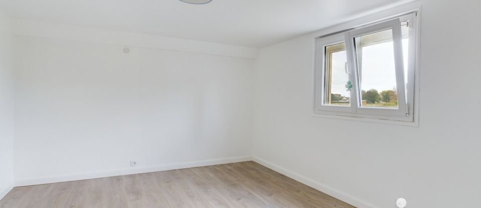 Maison 4 pièces de 112 m² à Allonnes (49650)