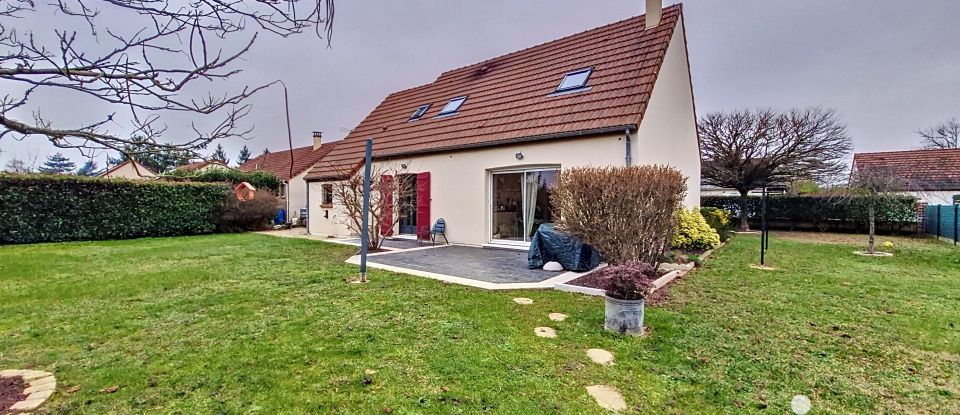 House 6 rooms of 130 m² in Les Choux (45290)