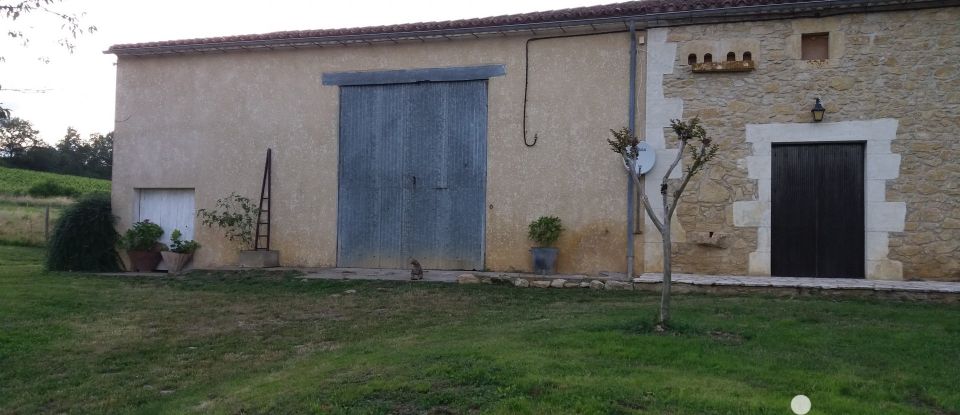 Country house 3 rooms of 69 m² in Sainte-Radegonde (33350)