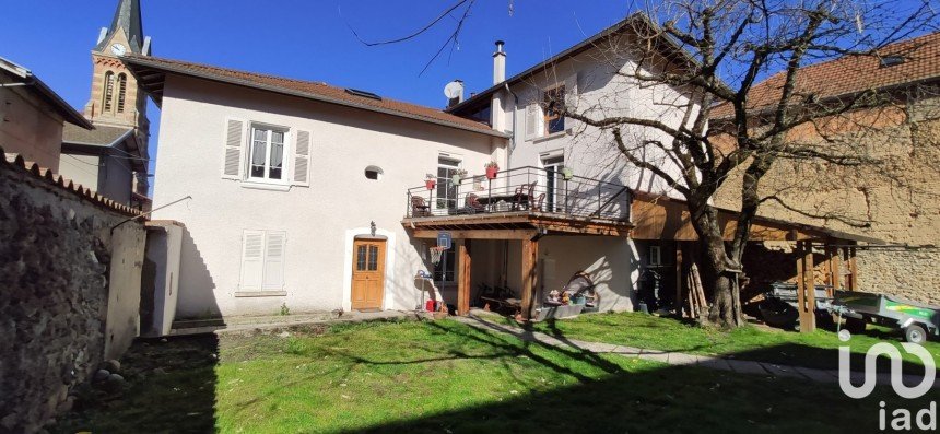 Maison 11 pièces de 280 m² à Izeaux (38140)