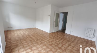 Apartment 3 rooms of 70 m² in Le Plessis-Belleville (60330)