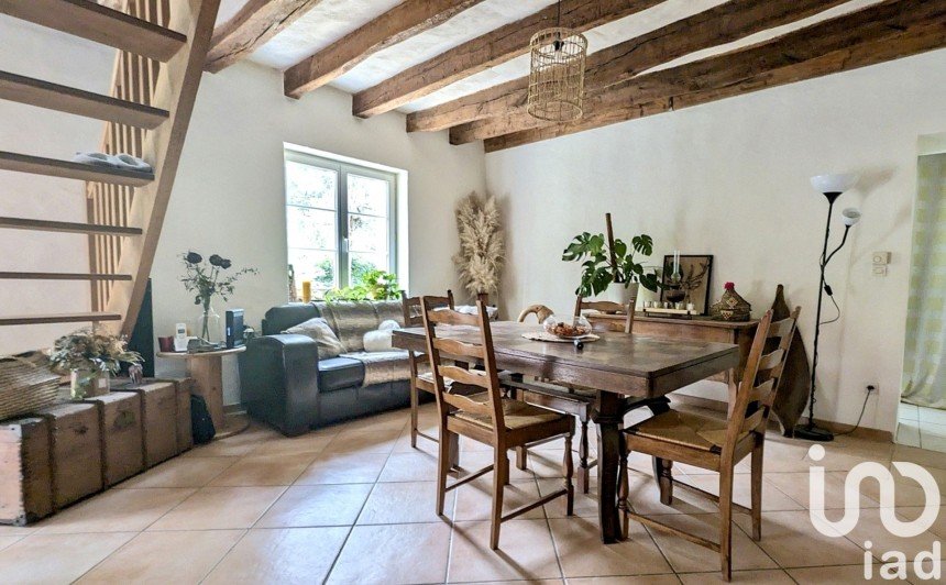 House 6 rooms of 154 m² in Chanceaux-sur-Choisille (37390)