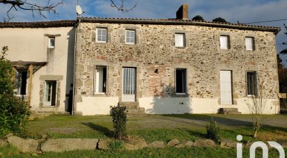 Country house 5 rooms of 115 m² in Saint-Paul-en-Gâtine (79240)