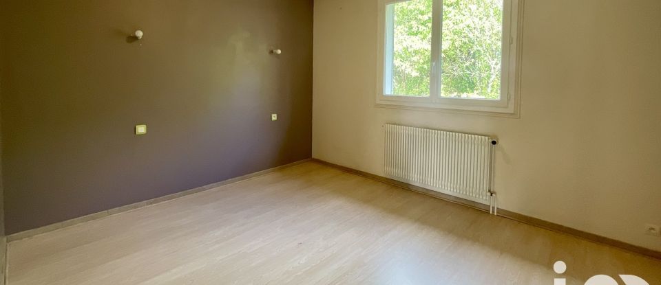 Maison 5 pièces de 135 m² à Bonnac-la-Côte (87270)