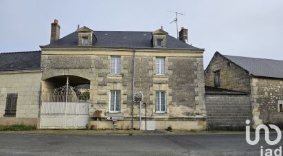 Ferme 4 pièces de 97 m² à Savigny-en-Véron (37420)