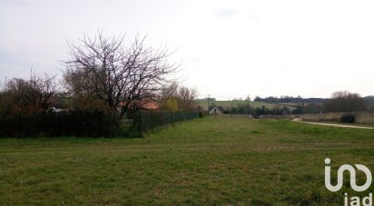 Land of 2,365 m² in Saint-Mandé-sur-Brédoire (17470)