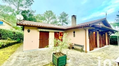 Traditional house 4 rooms of 80 m² in Lacanau (33680)