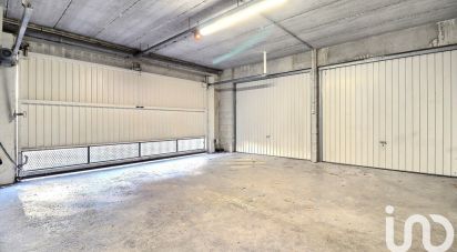 Parking/garage/box de 13 m² à Moissy-Cramayel (77550)