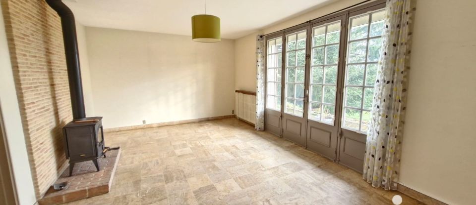 House 8 rooms of 184 m² in Coullons (45720)