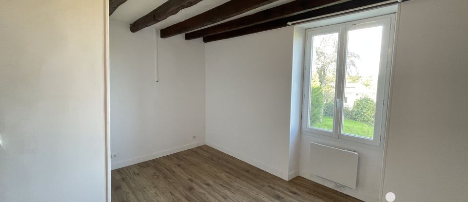 Maison 4 pièces de 70 m² à Cellettes (16230)