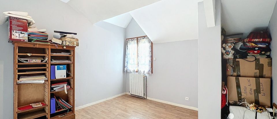 Maison traditionnelle 6 pièces de 130 m² à Bonneuil-sur-Marne (94380)