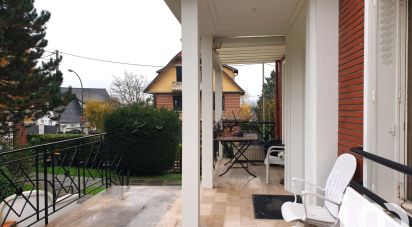 House 8 rooms of 237 m² in Noisy-le-Grand (93160)