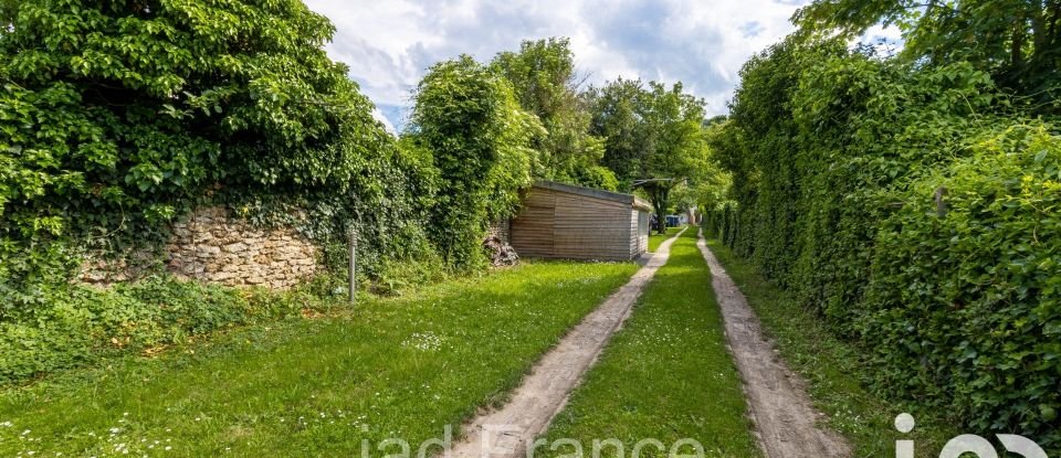 House 8 rooms of 220 m² in Mézières-sur-Seine (78970)